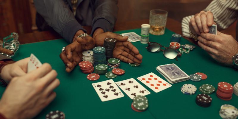 Online cheating LL777 involving rigged games